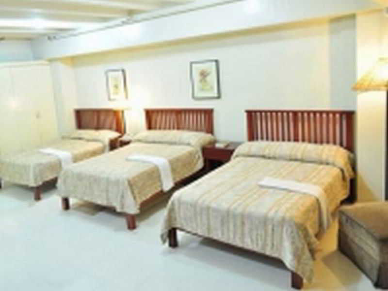 Oyo 103 Artina Suites Hotel Makati City Zewnętrze zdjęcie