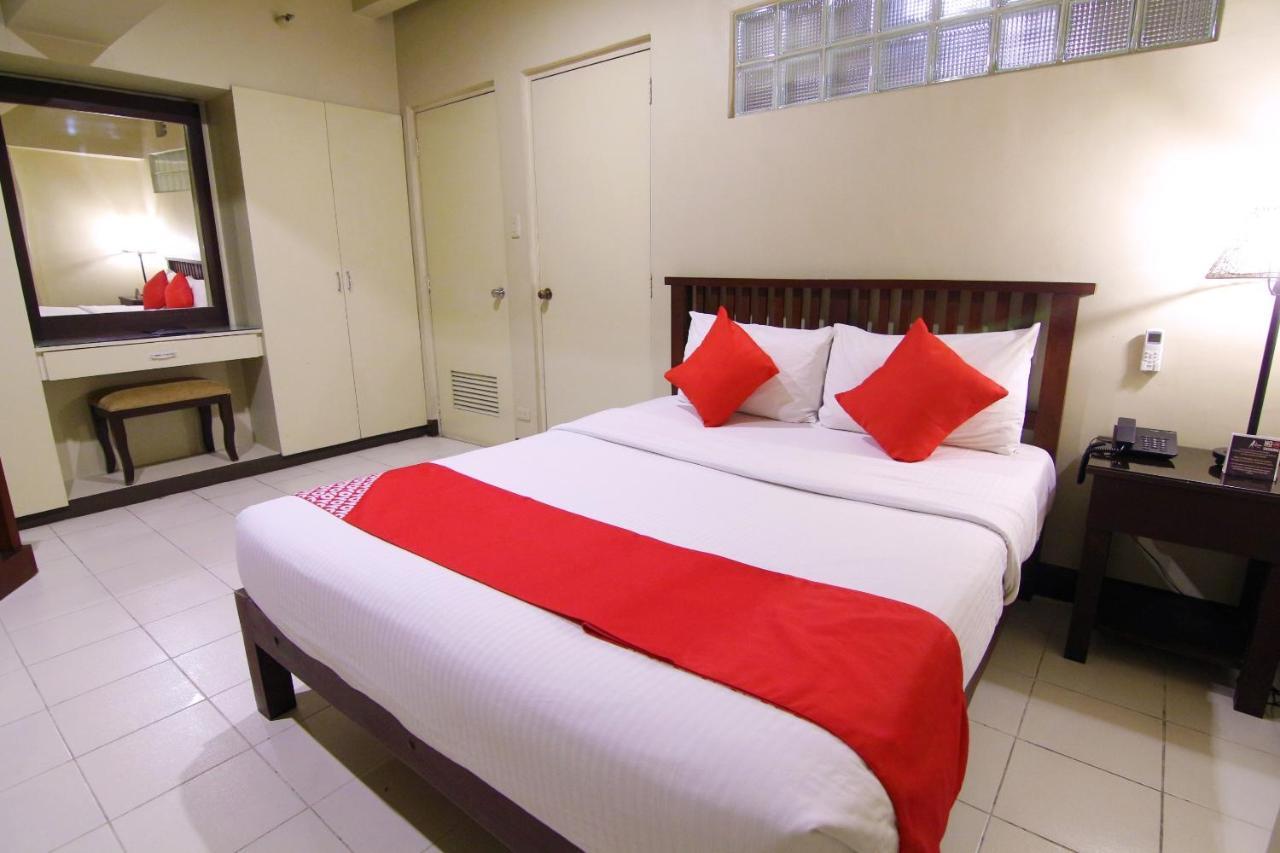 Oyo 103 Artina Suites Hotel Makati City Zewnętrze zdjęcie