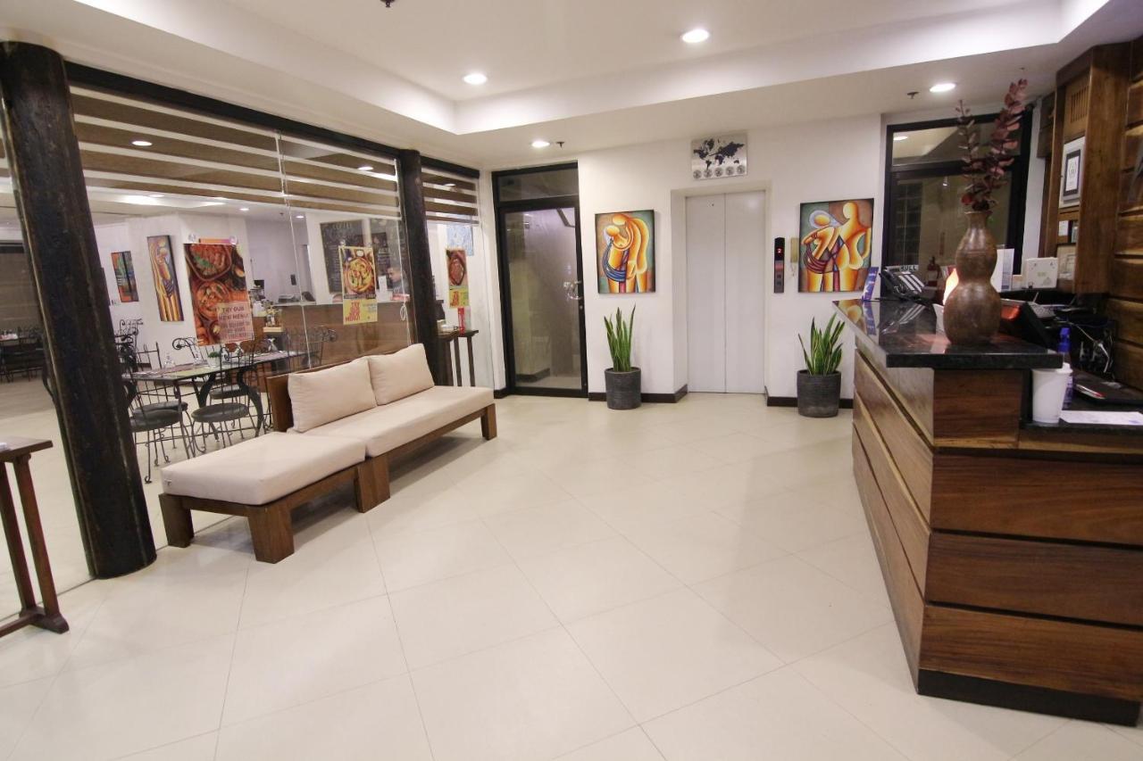 Oyo 103 Artina Suites Hotel Makati City Zewnętrze zdjęcie