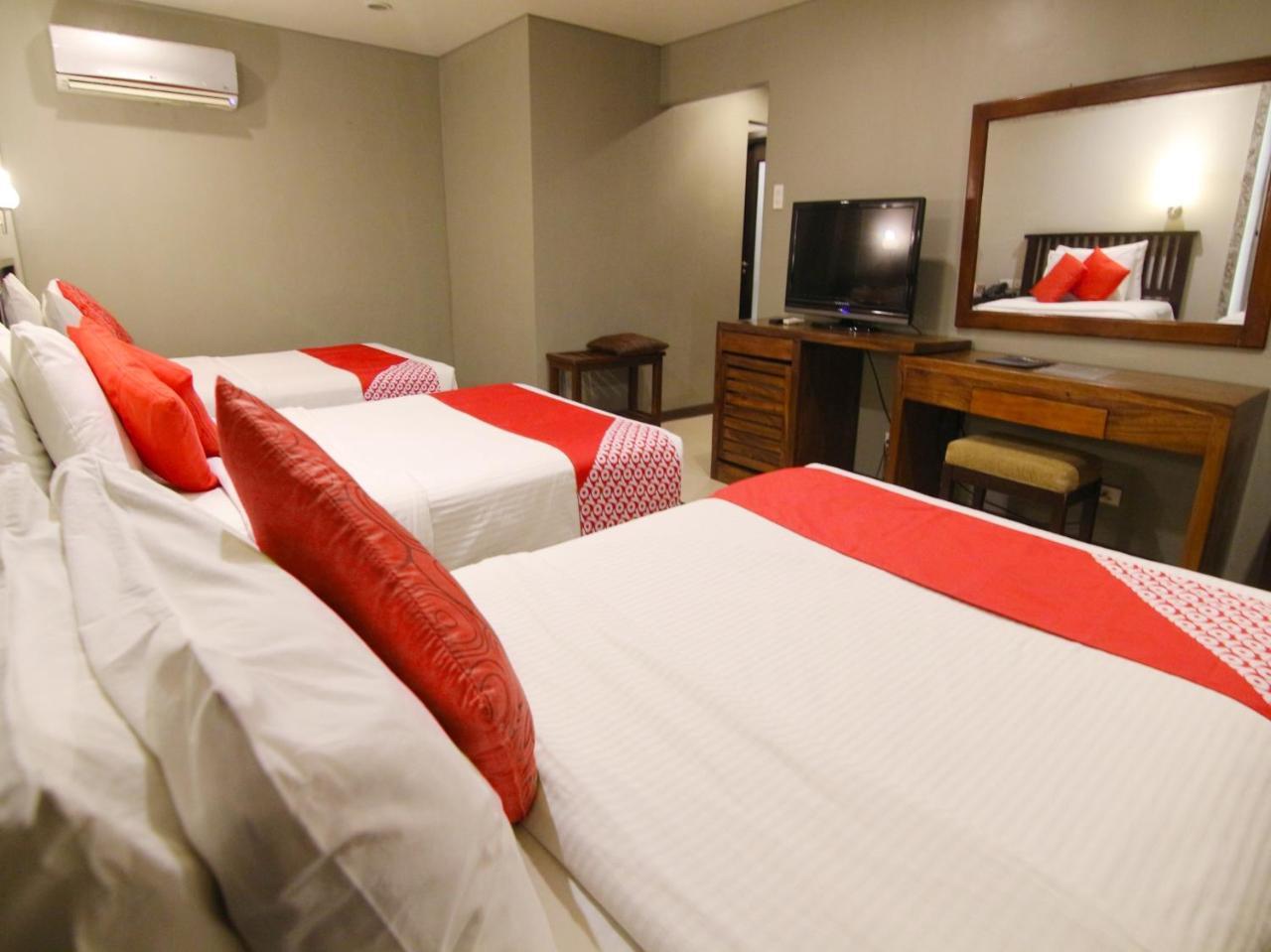 Oyo 103 Artina Suites Hotel Makati City Zewnętrze zdjęcie