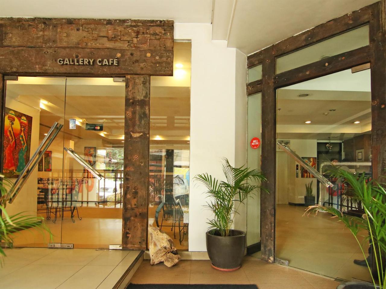 Oyo 103 Artina Suites Hotel Makati City Zewnętrze zdjęcie