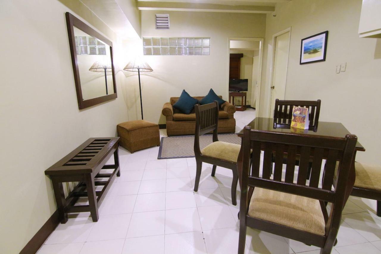 Oyo 103 Artina Suites Hotel Makati City Zewnętrze zdjęcie
