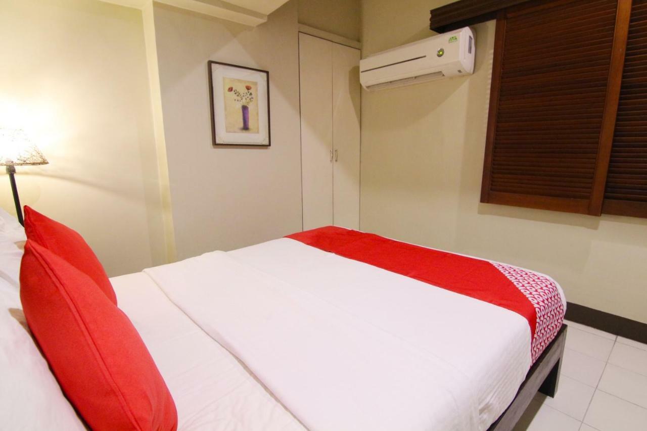 Oyo 103 Artina Suites Hotel Makati City Zewnętrze zdjęcie