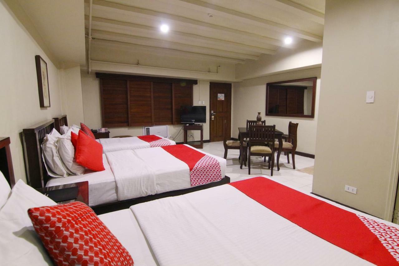 Oyo 103 Artina Suites Hotel Makati City Zewnętrze zdjęcie